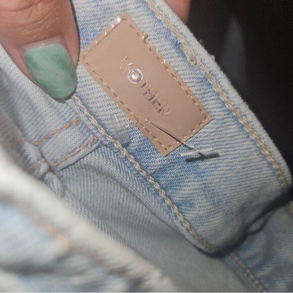 MOTHER The Insider Crop Step Fray Jeans in Smooth Sailing - Picture 5 of 11